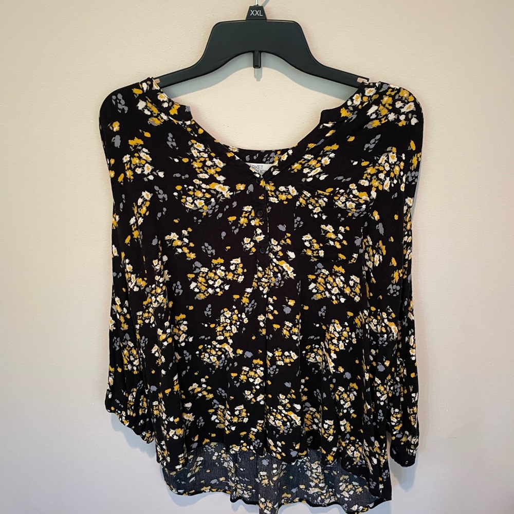Market & Spruce Black and Yellow Floral 3/4 sleeve Blouse